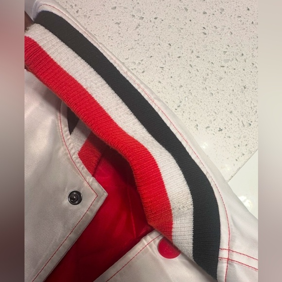 NBA Chicago Bulls Bomber Varsity Jacket - Picture 10 of 14